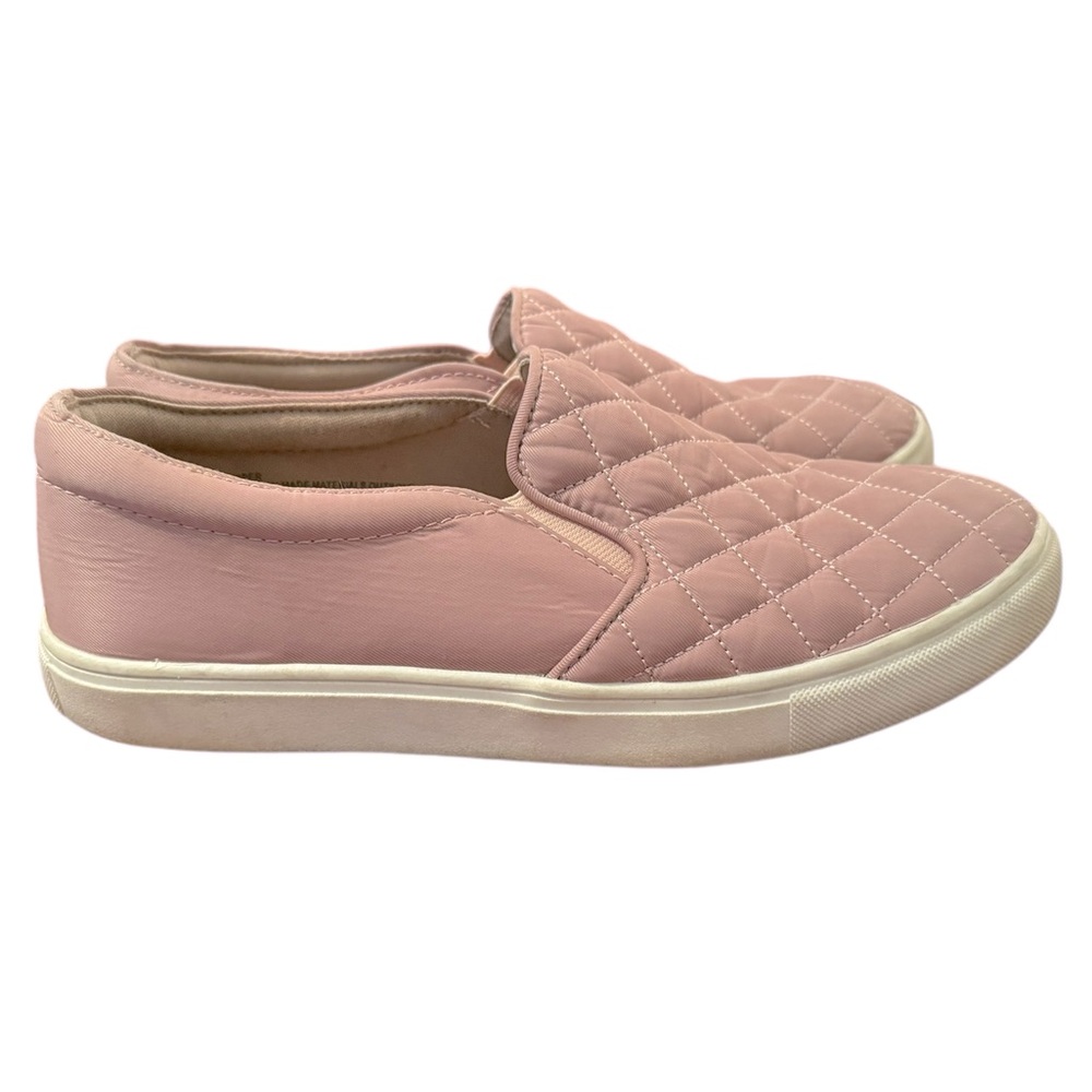 Women’s A New Day Light Pink Slip On Sneakers With Quilted Texture. Size 7.